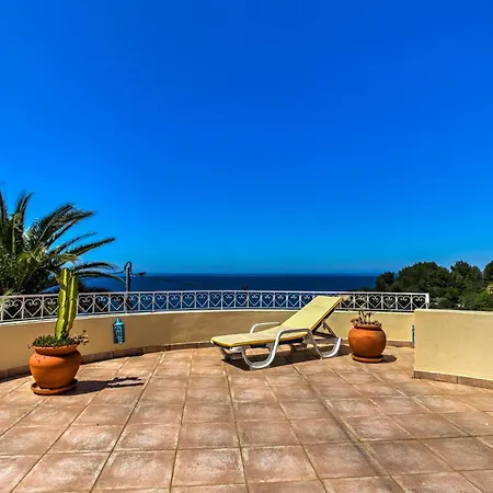Silver - Beautiful 4-bedroom Carvoeiro (Lagoa)
