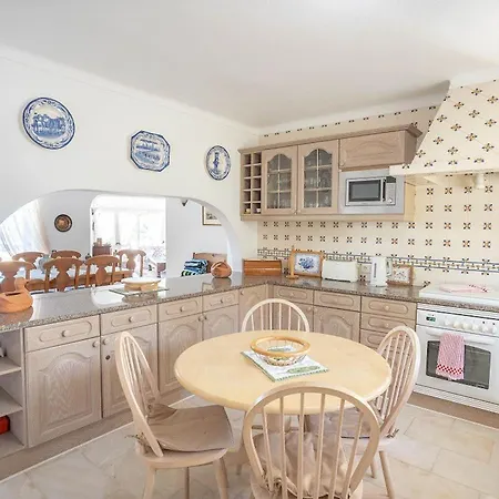 Villa Silver - Beautiful 4-bedroom Carvoeiro (Lagoa)